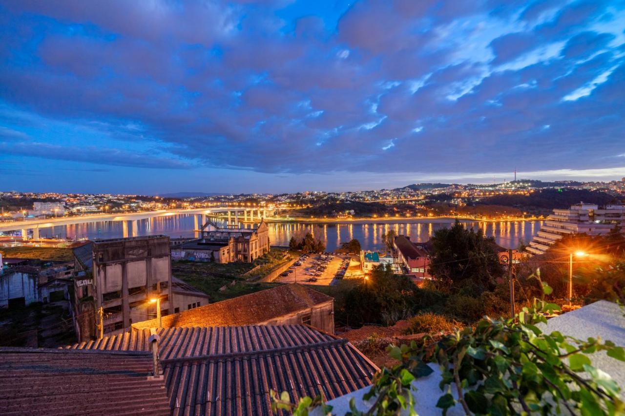 Whome Riverside View Premium Apartment W/ Ac & Terrace Porto Exterior photo