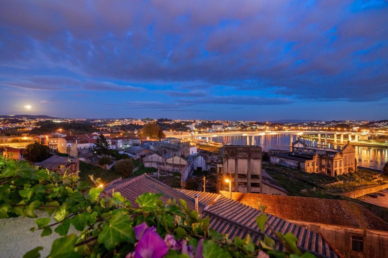 Whome Riverside View Premium Apartment W/ Ac & Terrace Porto Exterior photo